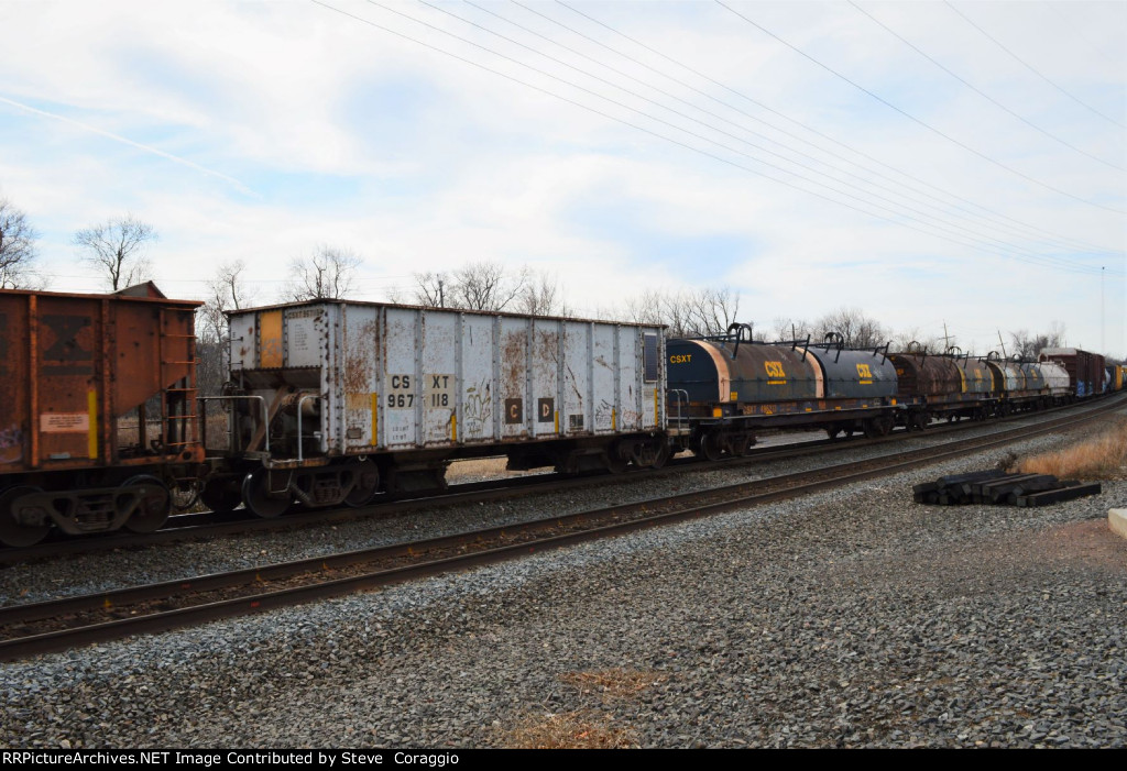 CSX 496213 & CSXT 967118